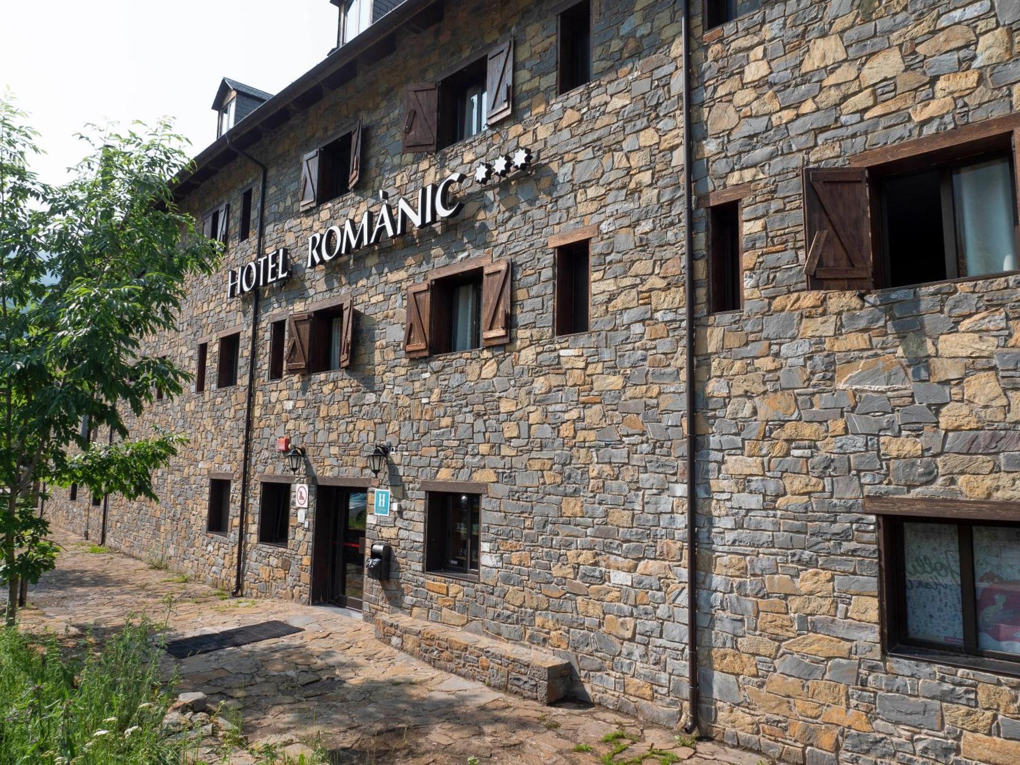 Hotel Romànic Estación Extérieur photo