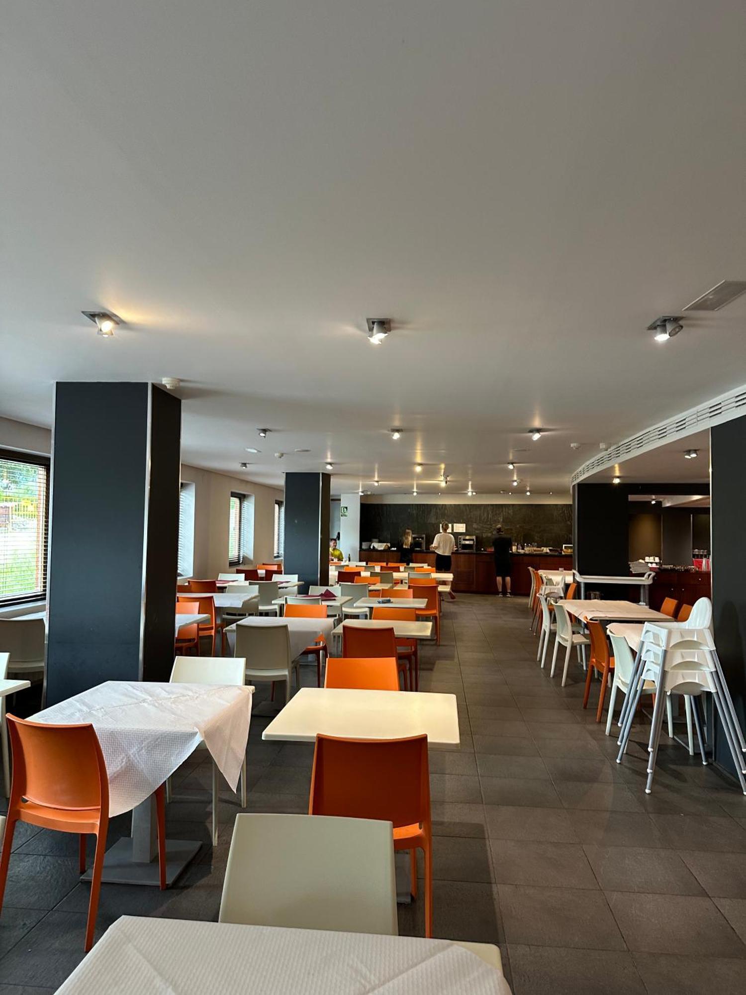 Hotel Romànic Estación Extérieur photo